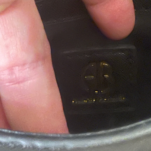 Handbag - Picture 5 of 8